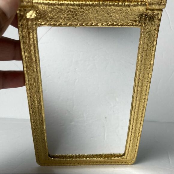 Estée Lauder Gold Makeup Bag - Picture 7 of 7